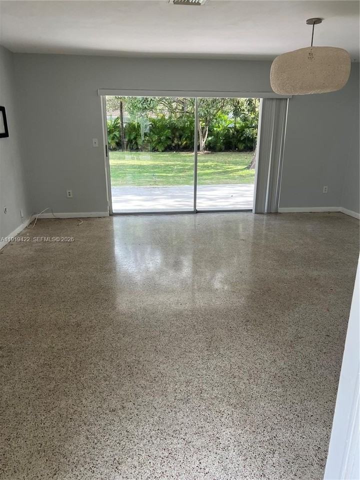 16425 Sw 75th Ave #0 - Photo 5 of 16