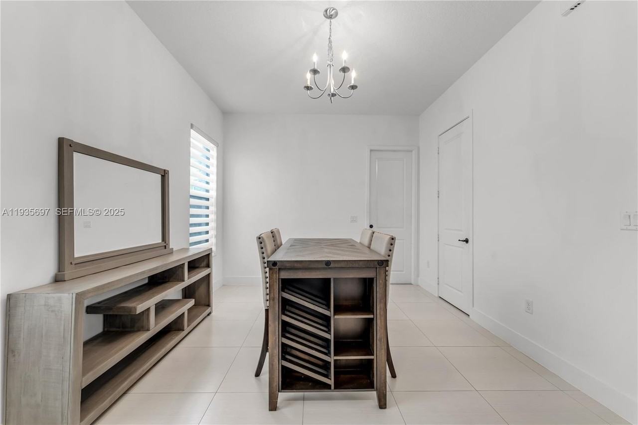 9881 W 34th Ave - Photo 7 of 31