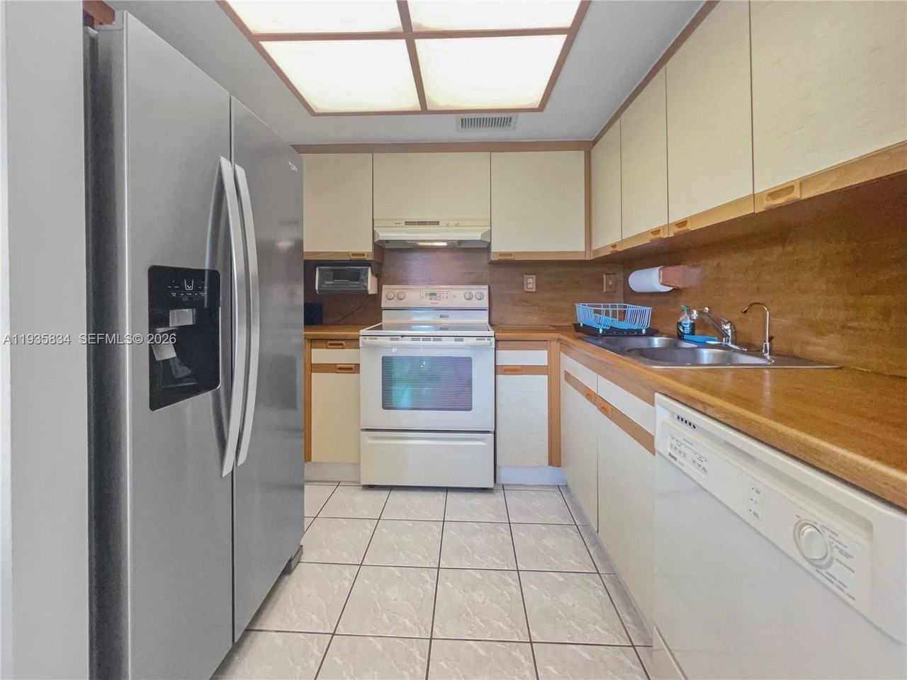 9255 Sw 125th Ave #R308 - Photo 4 of 19