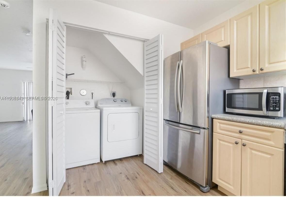 159 Hidden Court Rd - Photo 5 of 14