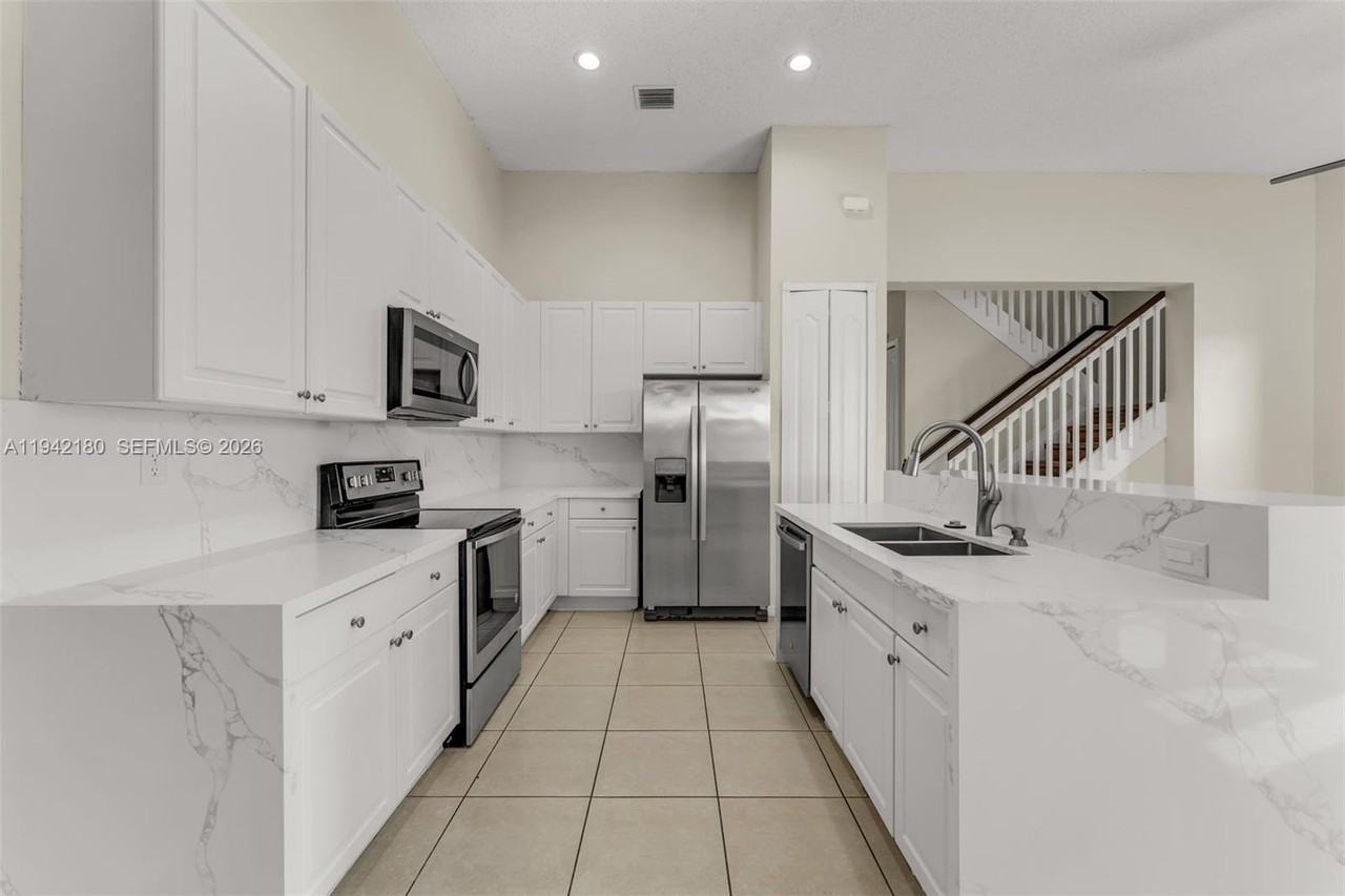 1856 Ne 3rd Ct - Photo 2 of 29