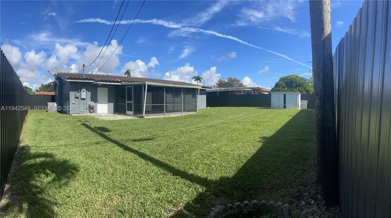 11080 Sw 62nd Ter - Photo 7 of 15