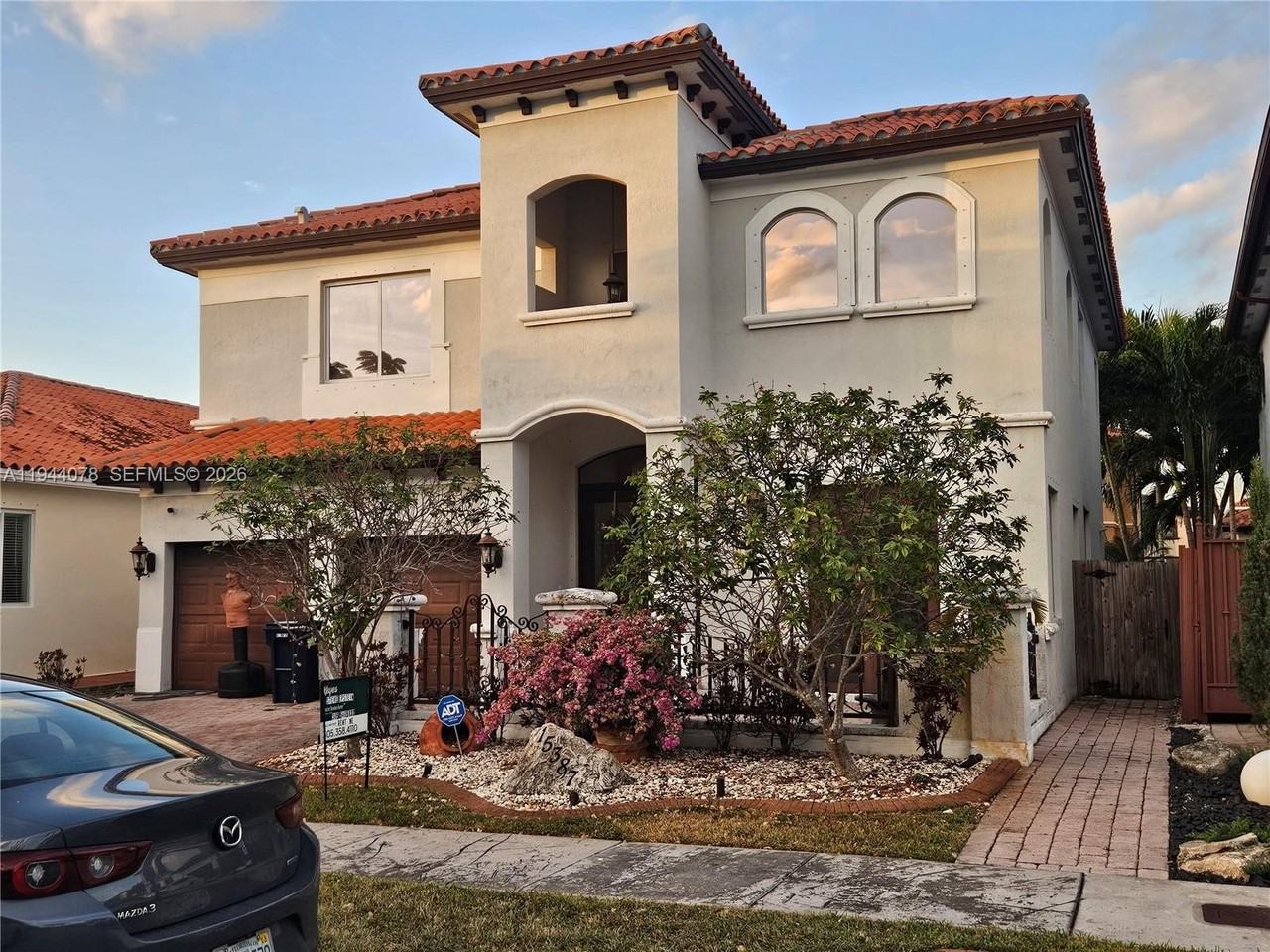 15387 Sw 21st Ln #1 - Photo 2 of 45