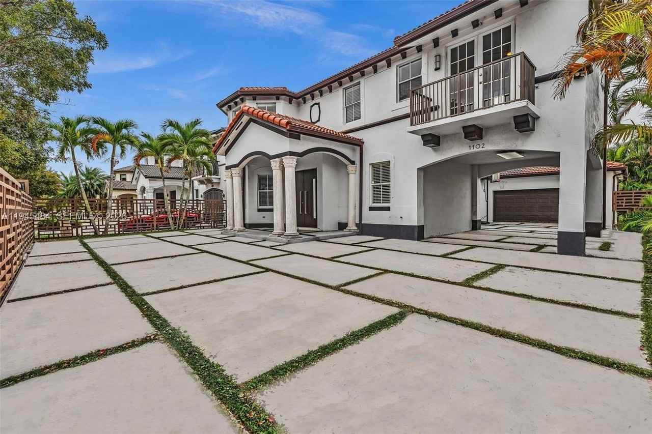 1102 Sw 149th Path #0 - Photo 2 of 45