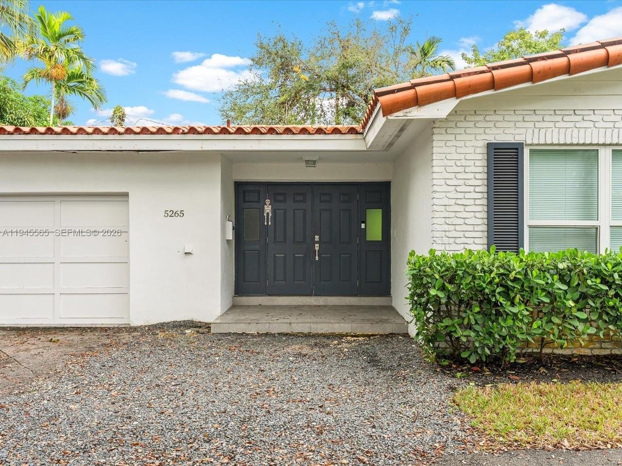 5265 Sw 78th St - Photo 5 of 18