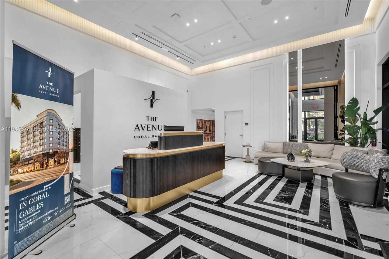 4220 Laguna St #505 - Photo 5 of 29