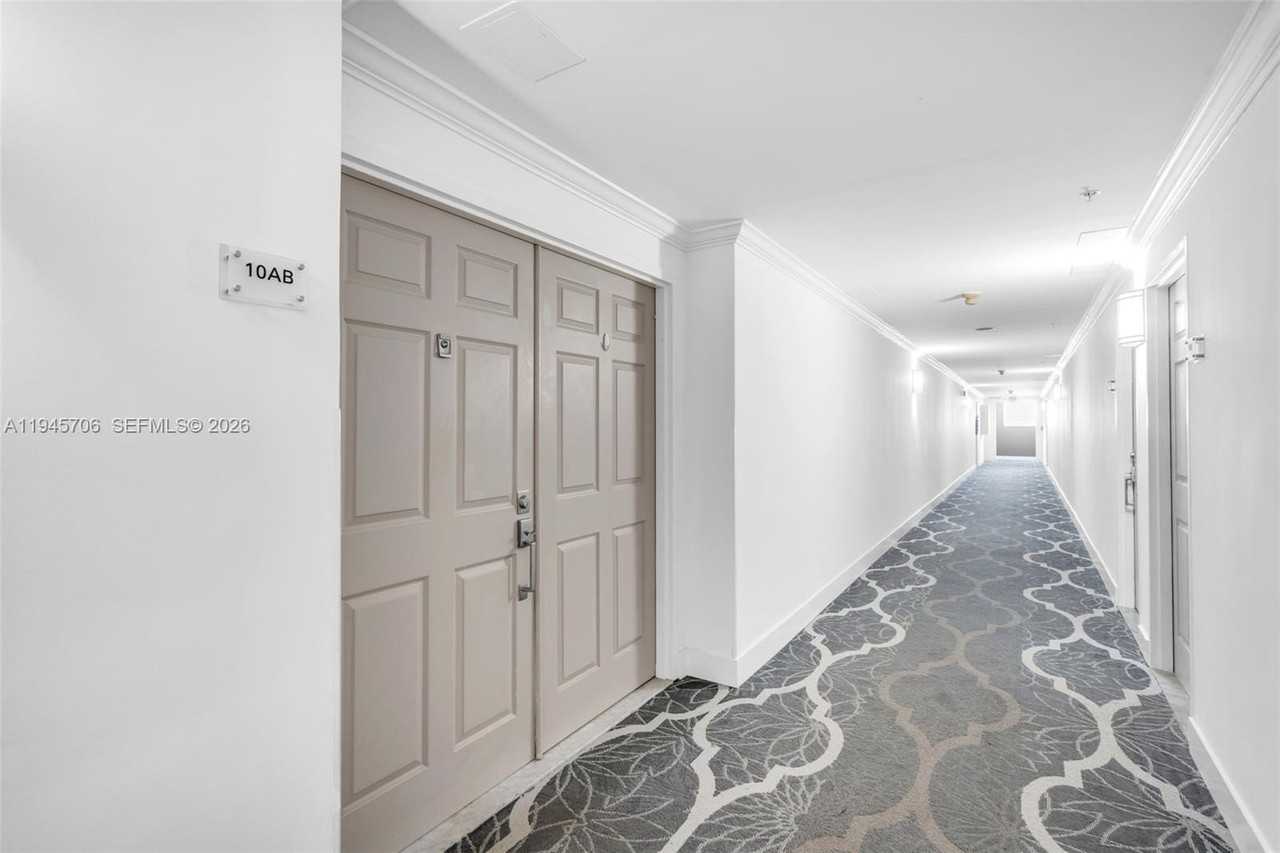 10350 W Bay Harbor Dr #10AB - Photo 4 of 43