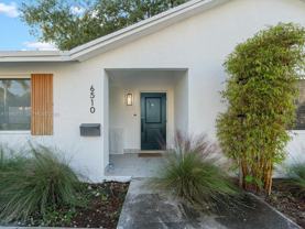 6510 Sw 59th Pl - Photo 1 of 1