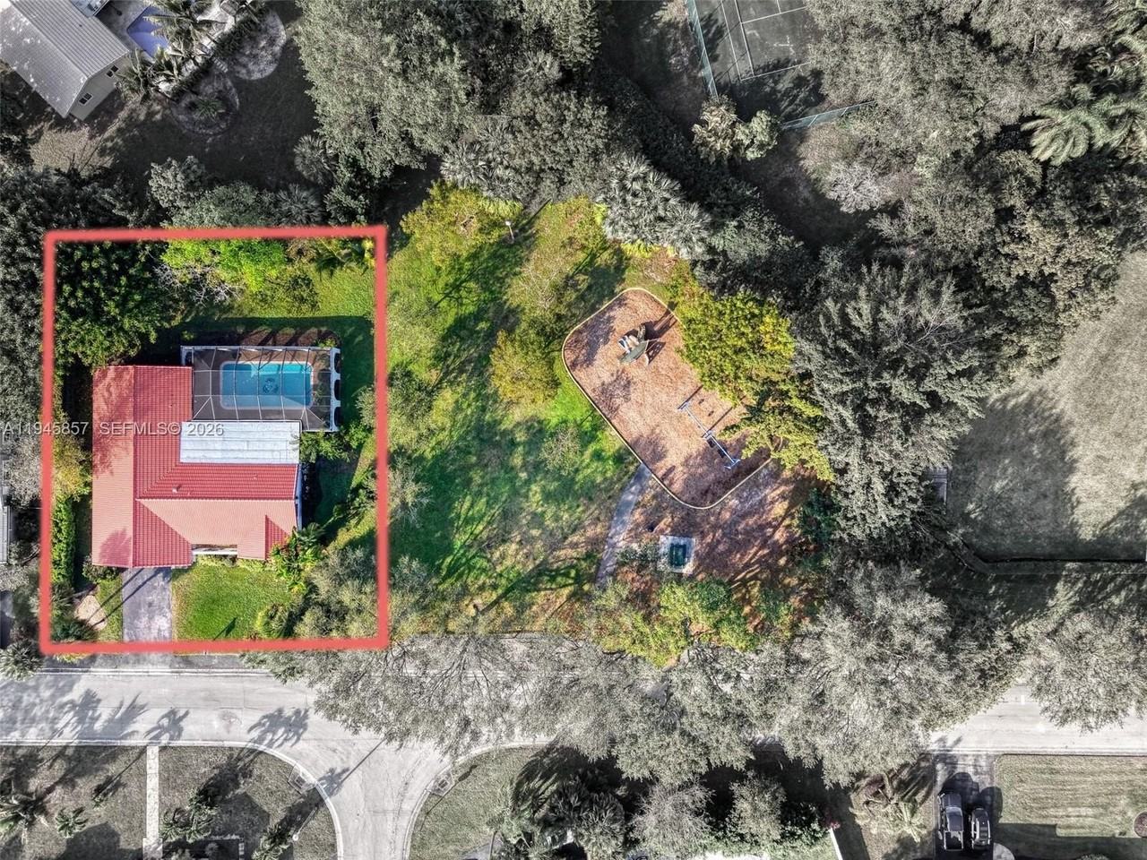 10251 Nw 39th Ct - Photo 2 of 50