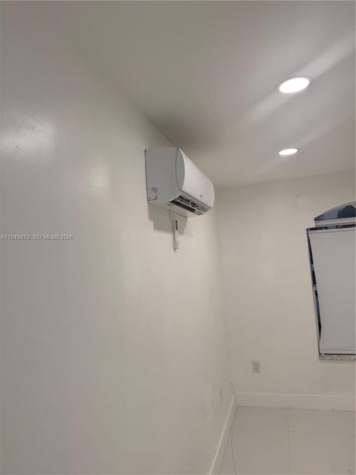 14320 Sw 147th Ct #E1 - Photo 3 of 8