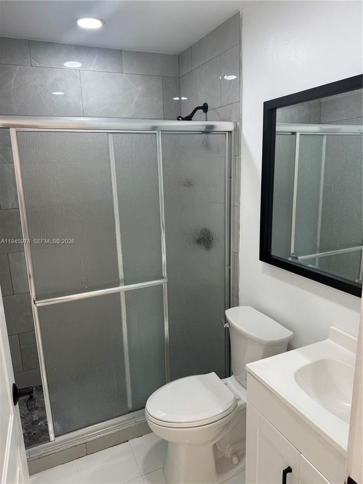 14320 Sw 147th Ct #E1 - Photo 4 of 8