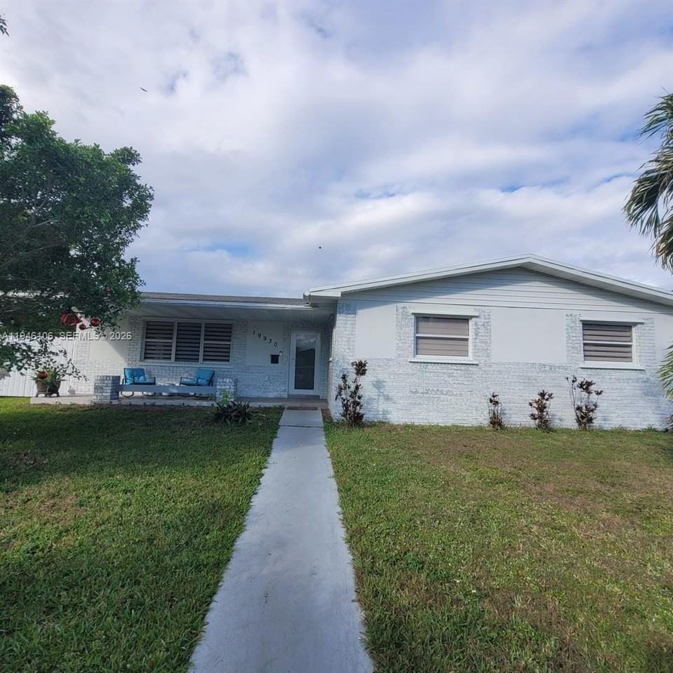 19930 Sw 118th Pl - Photo 3 of 37