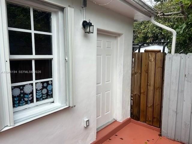 3361 Nw 16th St #B - Photo 4 of 12