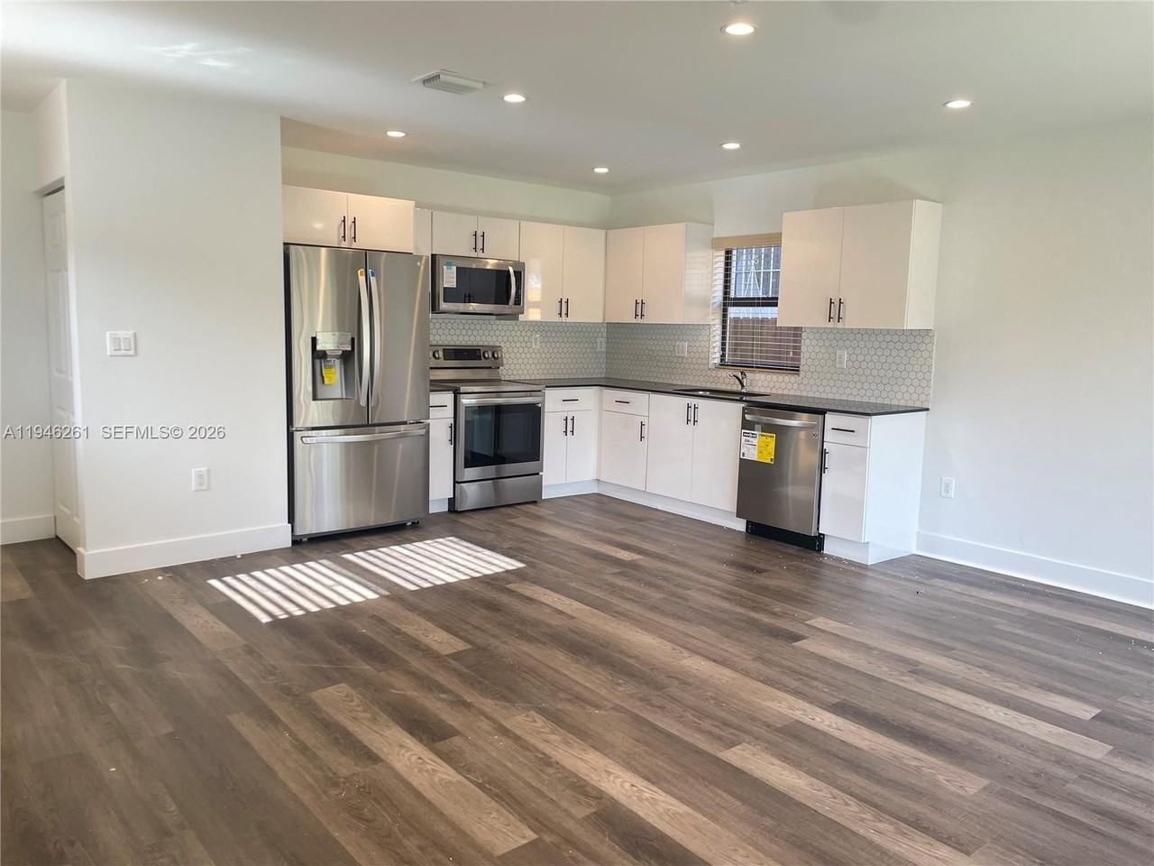 1063 Nw 31st St #2 - Photo 3 of 14