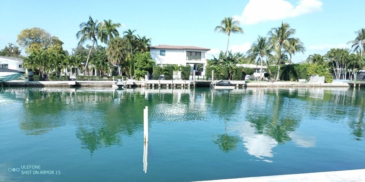 1725 Calais Dr #3 - Photo 2 of 20