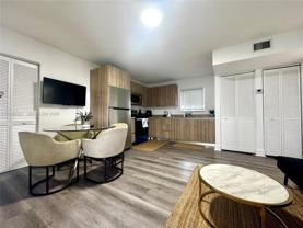 1684 Sw 10th St #5 - Photo 1 of 1