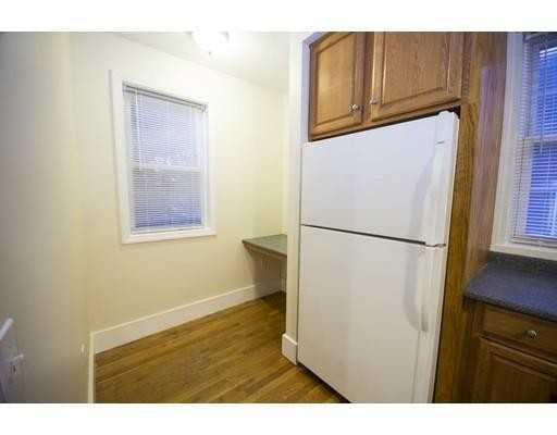 196 Washington St #2 - Photo 3 of 13