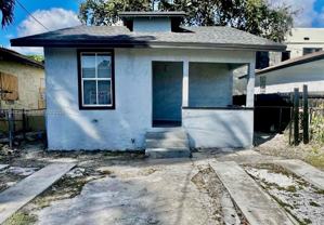 1800 Sw 3rd St #B - Photo 1 of 1