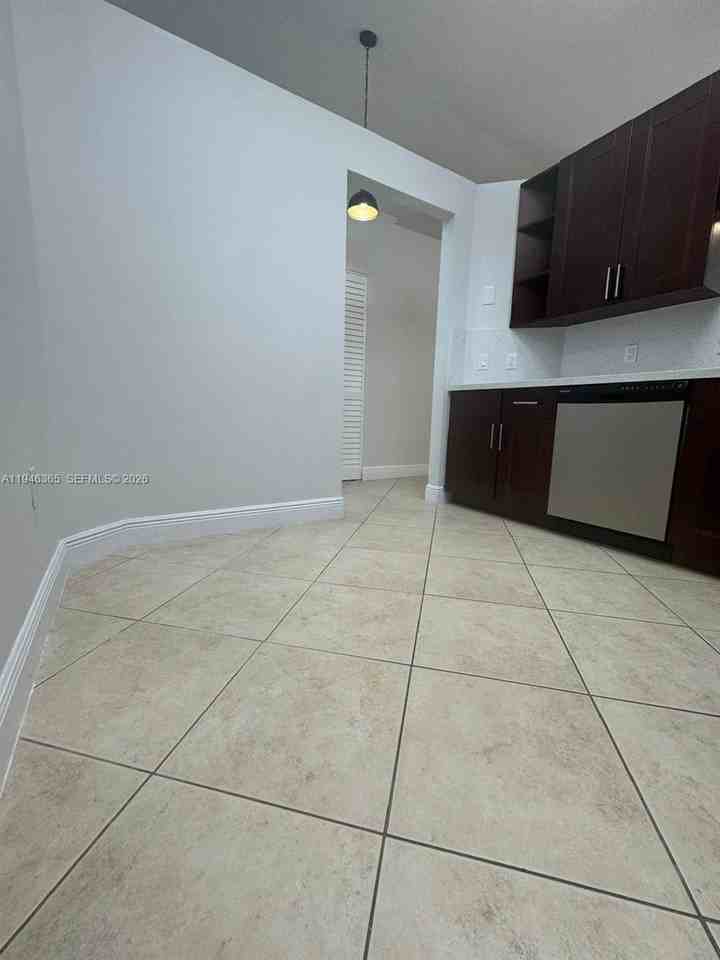 12833 Sw 146th Ter #0 - Photo 7 of 30