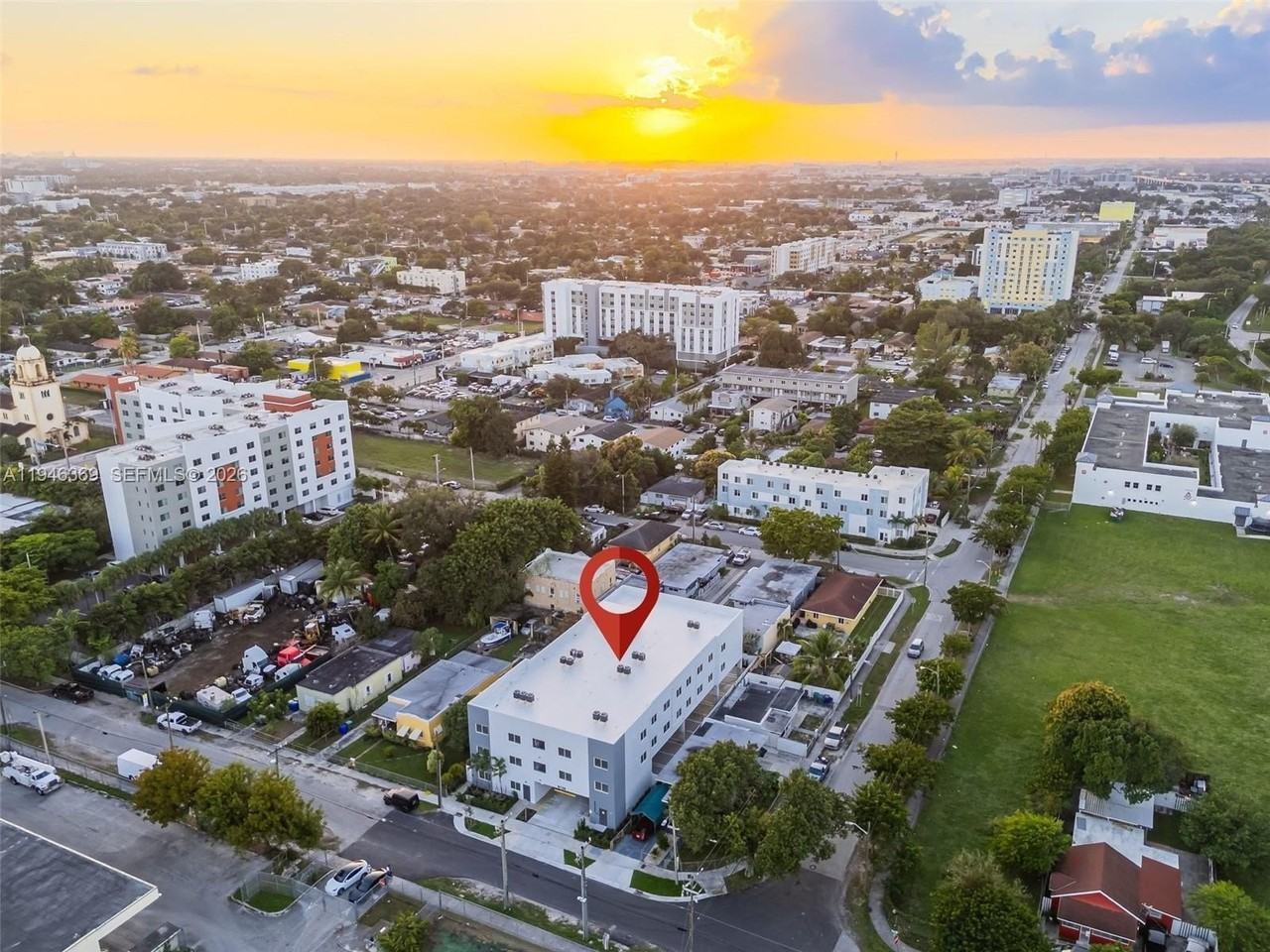 3728 Nw 19th Ave #2 - Photo 7 of 26