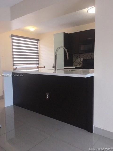 4652 Nw 97th Pl #235 - Photo 6 of 13