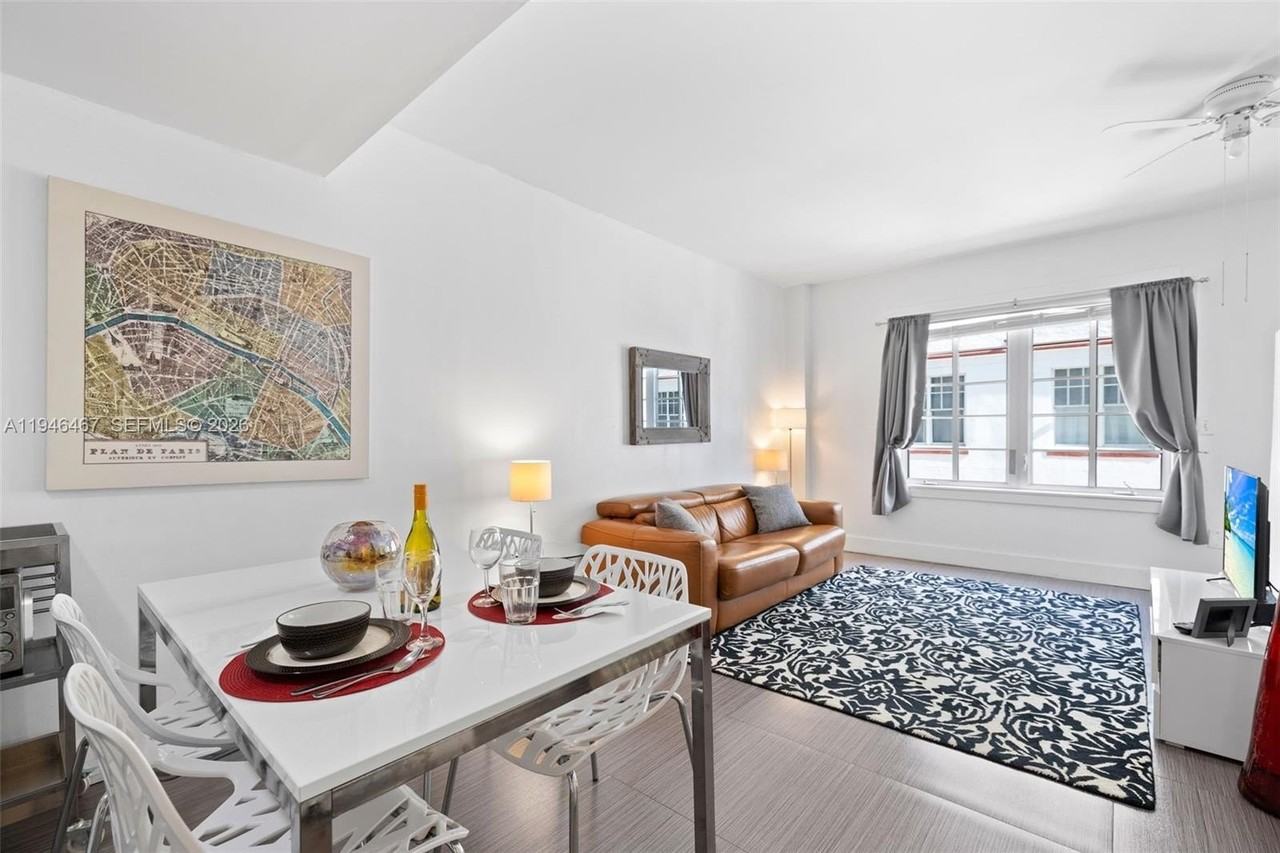 530 Ocean Dr #108 - Photo 5 of 30