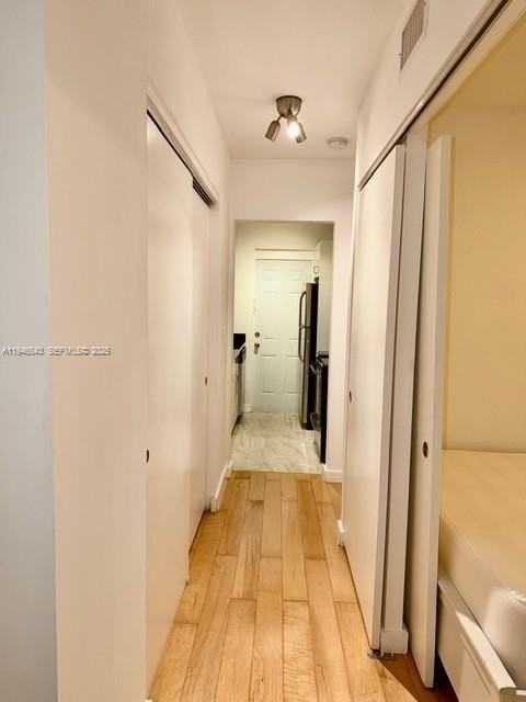 945 Meridian Ave #3 - Photo 3 of 10