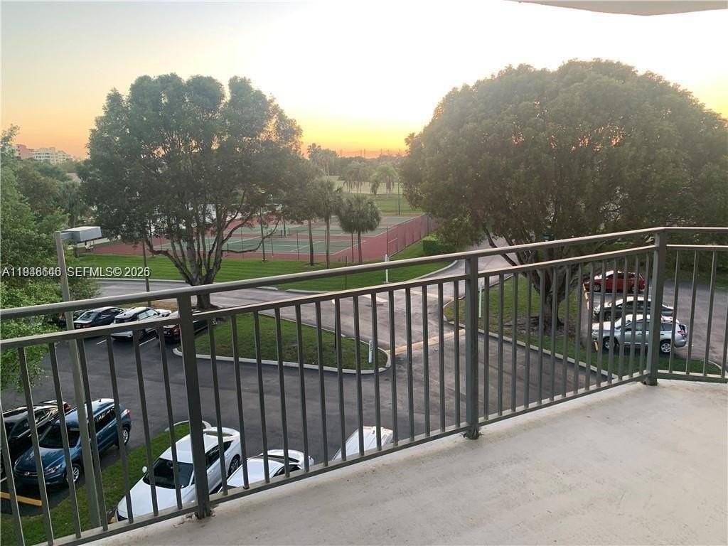 16171 Blatt Blvd #413 - Photo 5 of 17