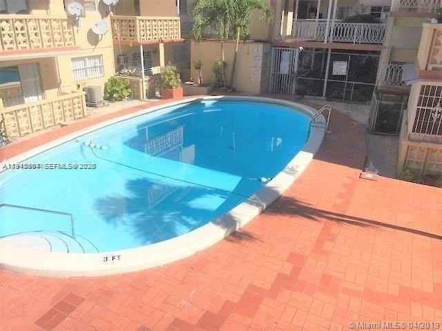 2441 Nw 13th St #71 - Photo 3 of 12