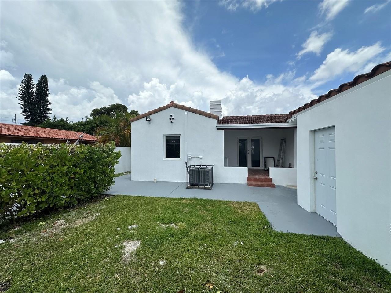 1436 Sw 21st St #1 - Photo 7 of 8