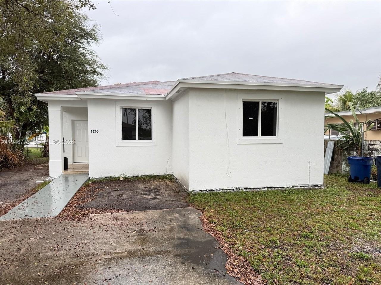 7720 Nw 8th Ave - Photo 2 of 15