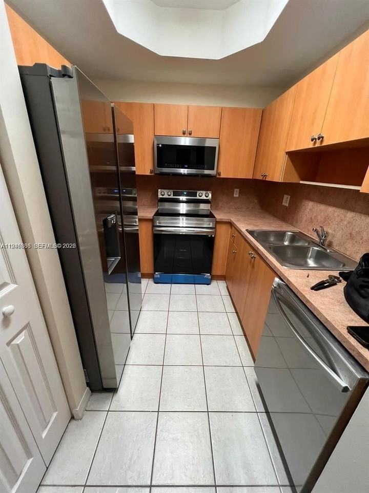 4903 N Harbor Isles Dr #5506 - Photo 7 of 11