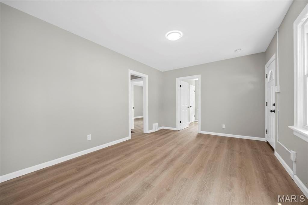 10019 Saint Martha Ln - Photo 7 of 26