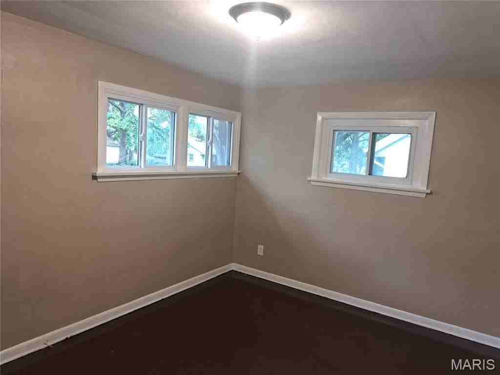 6933 Berkridge Ct - Photo 6 of 11