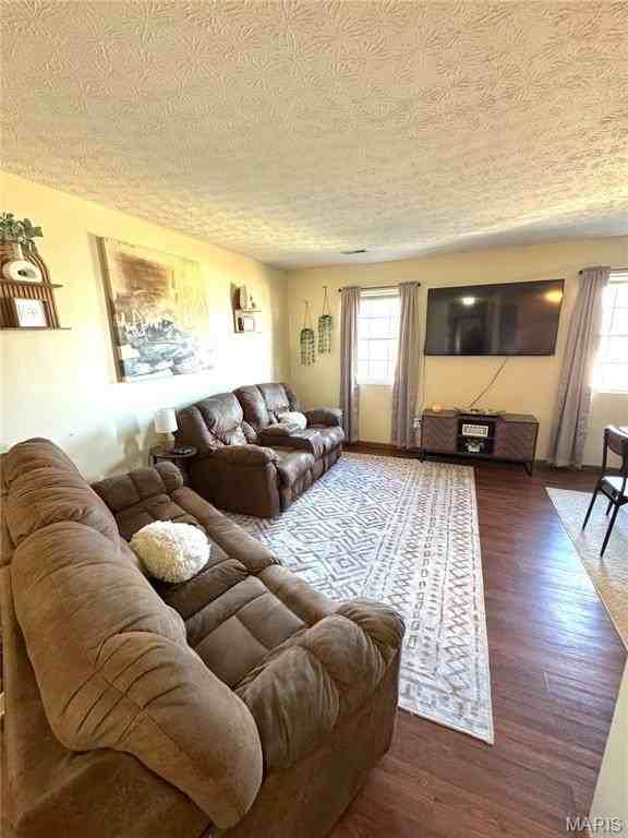 1315 Main St #D - Photo 2 of 9