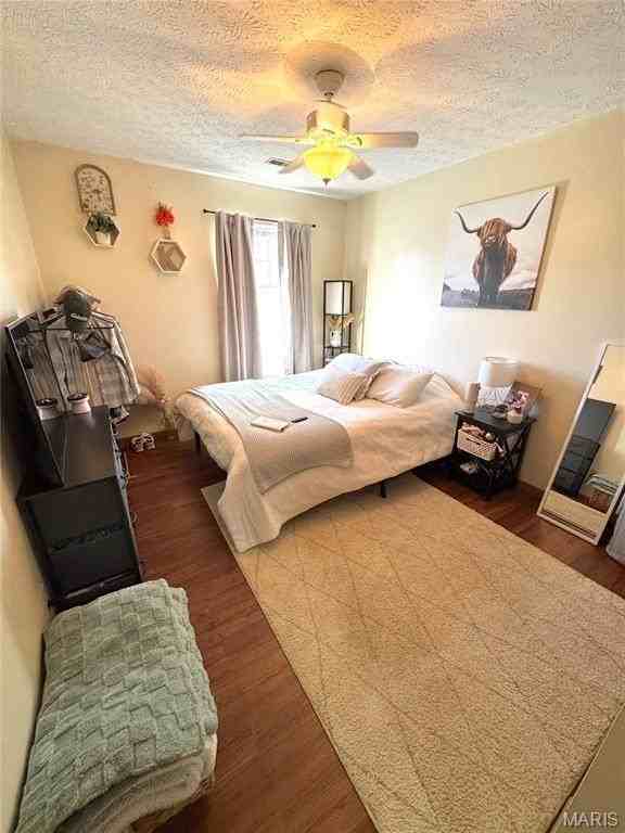 1315 Main St #D - Photo 7 of 9