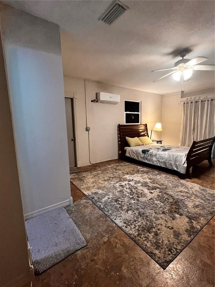 188 Clemson Rd - Photo 4 of 9