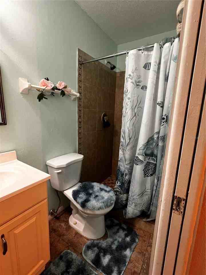 188 Clemson Rd - Photo 5 of 9