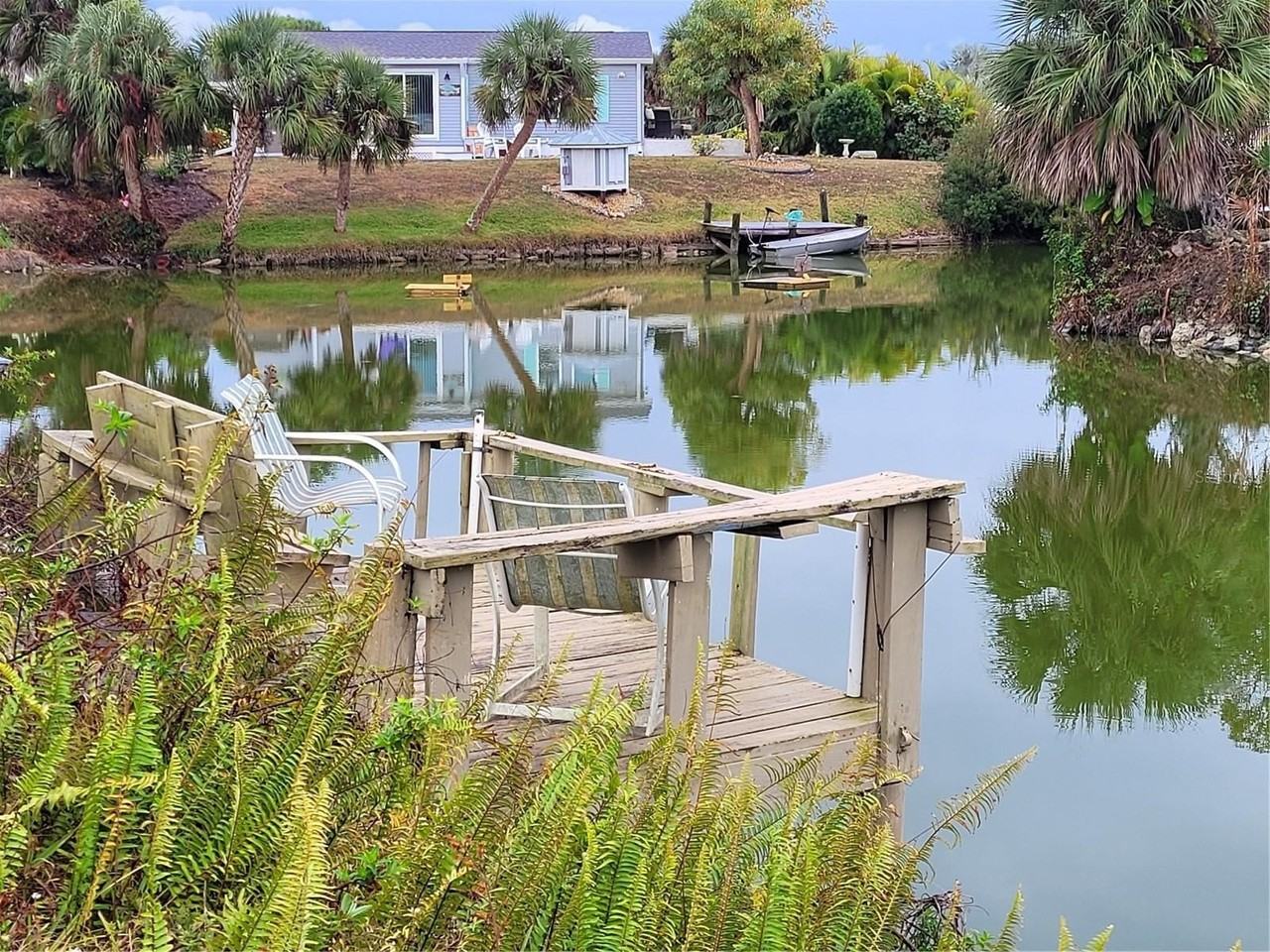 1300 Seahorse Ln - Photo 2 of 20