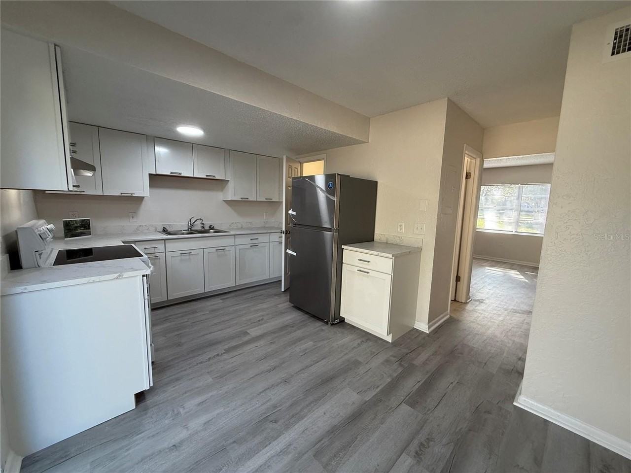 7206 Sw 43rd Pl - Photo 5 of 9