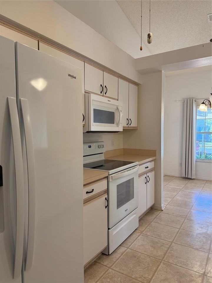 4501 River Ridge Dr - Photo 7 of 16