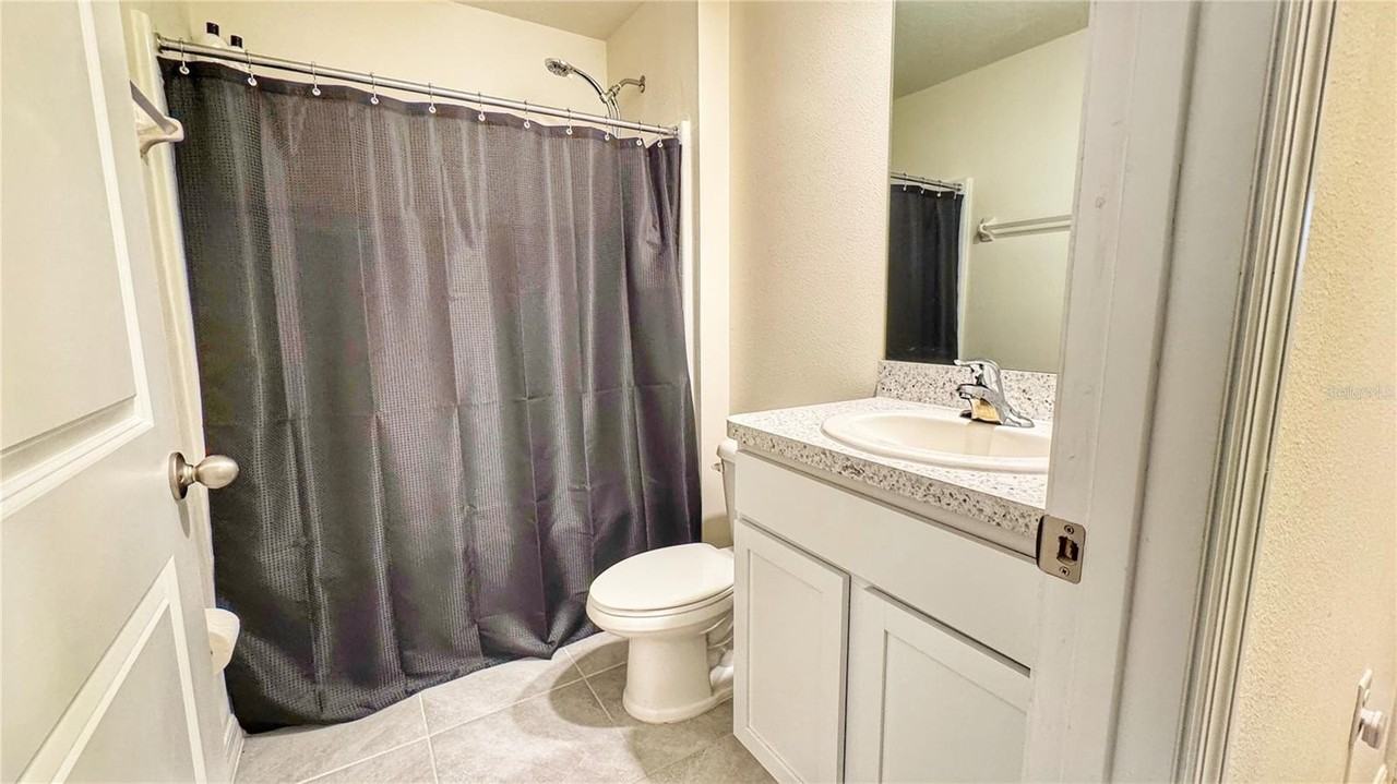 1206 Tahitian Sunrise Dr - Photo 7 of 26