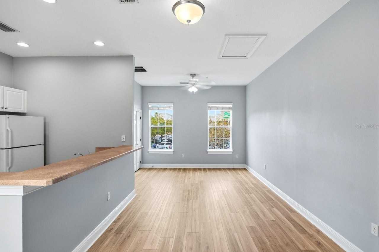 1420 Lake Baldwin Ln - Photo 5 of 10