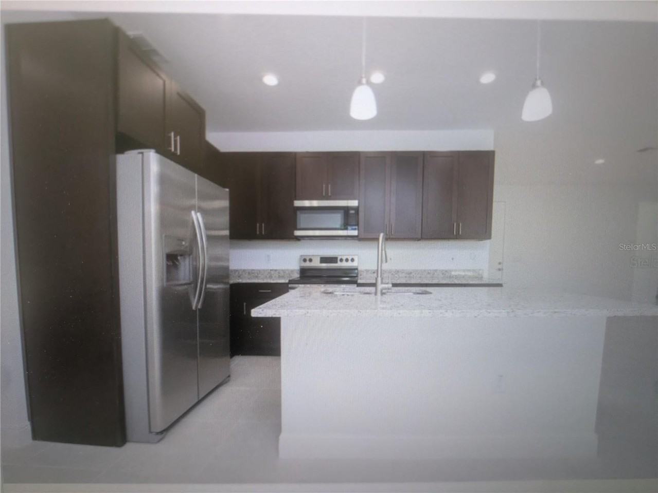 1645 13th St - Photo 2 of 17