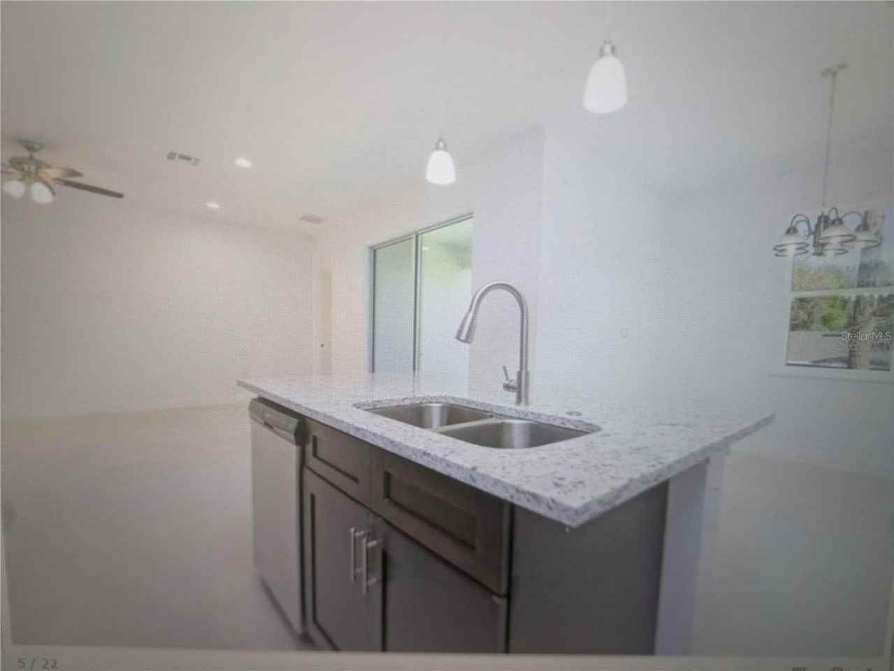 1645 13th St - Photo 5 of 17