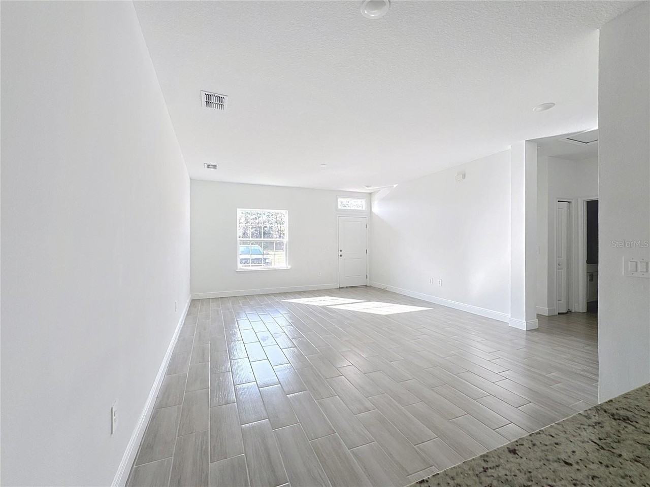 1554 Cumin Dr - Photo 3 of 12