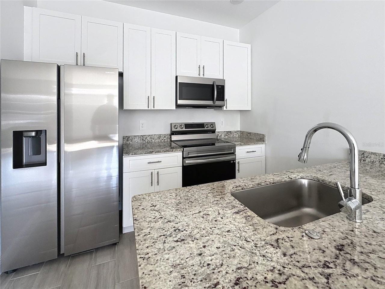 1554 Cumin Dr - Photo 5 of 12