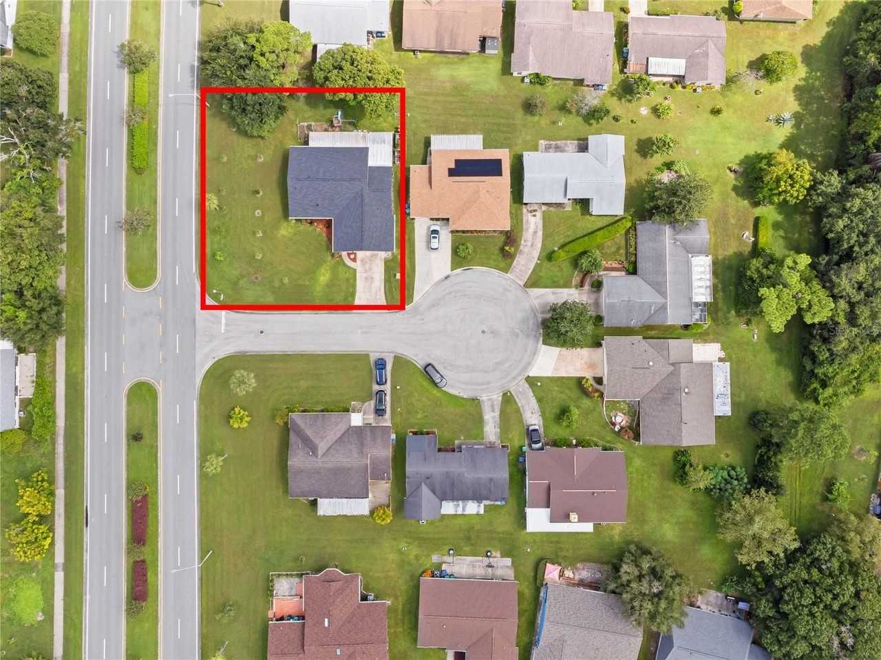 10303 Lollipop Ln - Photo 3 of 50