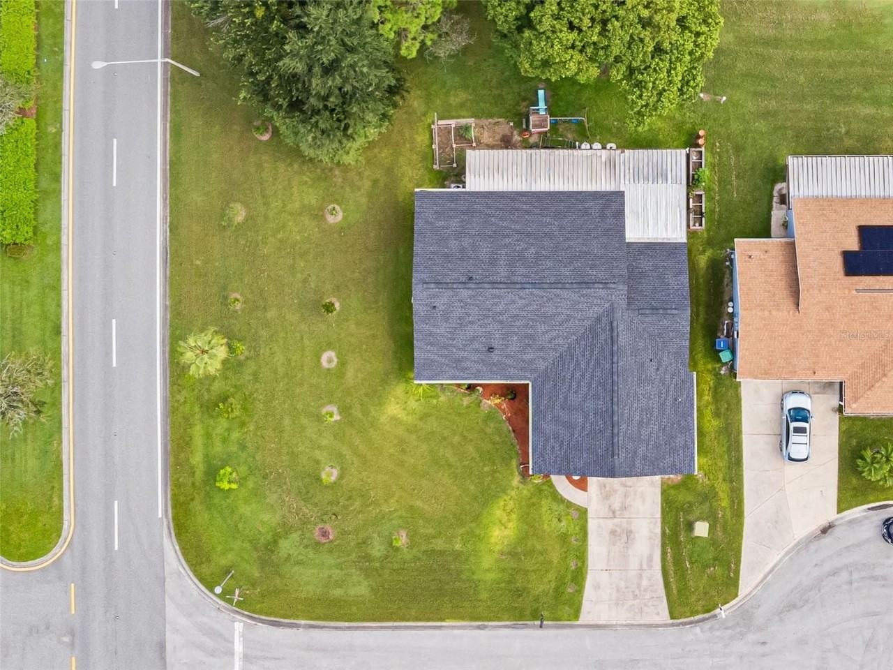 10303 Lollipop Ln - Photo 5 of 50