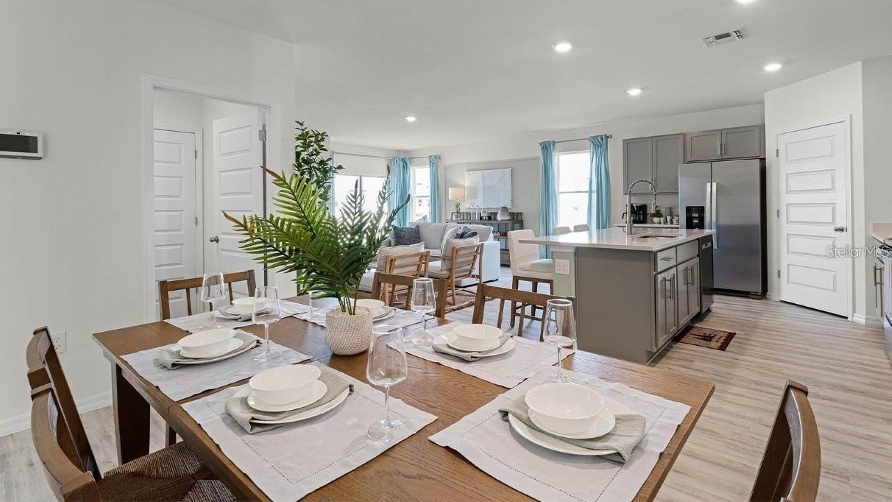 2986 Salisbury Ave - Photo 3 of 16